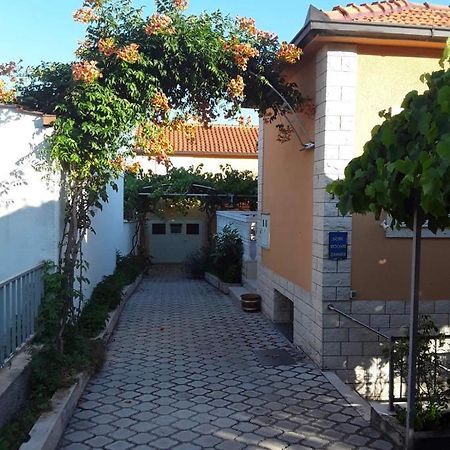 Villa Vinka Orebic Exterior photo